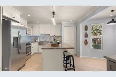 4016 E Ludlow Drive, Phoenix, AZ 85032 - Photo 11