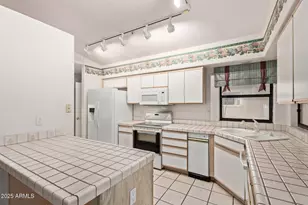 8651 E Thoroughbred Trail, Scottsdale, AZ 85258 - Photo 25