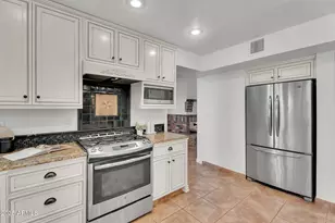 2554 S Salida Del Sol, Mesa, AZ 85202 - Photo 33