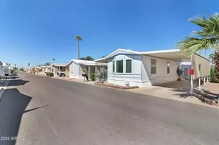 2121 N Center St, Mesa, AZ 85201 - Photo 27