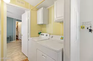 2121 N Center St, Mesa, AZ 85201 - Photo 19