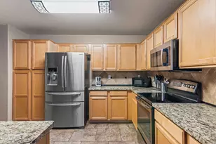 2113 W Nancy Ln, Phoenix, AZ 85041 - Photo 17