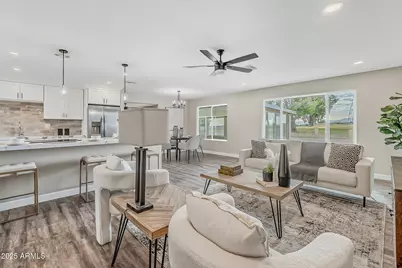 16418 N 111th Avenue, Sun City, AZ 85351 - Photo 7