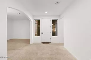 18306 W Beck Ln, Surprise, AZ 85388 - Photo 5