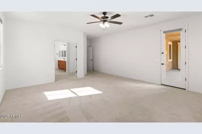 18306 W Beck Lane, Surprise, AZ 85388 - Photo 7