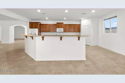 18306 W Beck Lane, Surprise, AZ 85388 - Photo 3