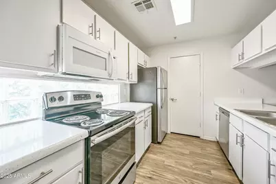 3065 N 67th Avenue #227, Phoenix, AZ 85033 - Photo 7