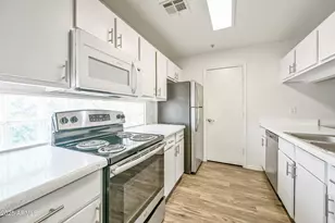 3065 N 67th Ave, Phoenix, AZ 85033 - Photo 7