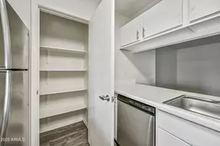 3065 N 67th Ave, Phoenix, AZ 85033 - Photo 9