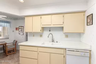 14021 N 111th Ave, Sun City, AZ 85351 - Photo 9