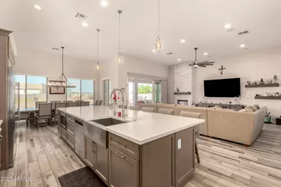 39024 N 11th Avenue, Phoenix, AZ 85086 - Photo 17