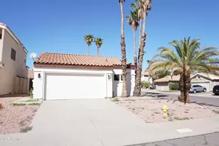 4024 E Hiddenview Dr, Phoenix, AZ 85048 - Photo 1