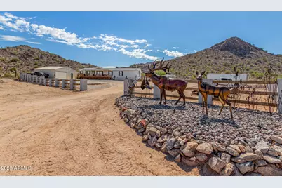 13933 S 191st Avenue, Buckeye, AZ 85326 - Photo 3