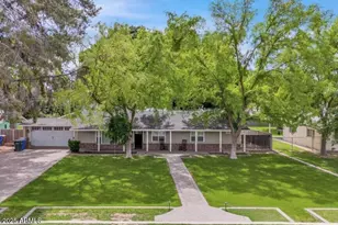 3229 E Clarendon Ave E, Phoenix, AZ 85018 - Photo 1