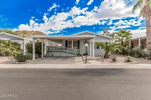 2233 E Behrend Dr, Phoenix, AZ 85024 - Photo 17