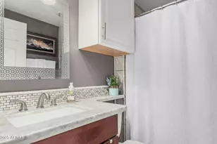 2233 E Behrend Dr, Phoenix, AZ 85024 - Photo 15