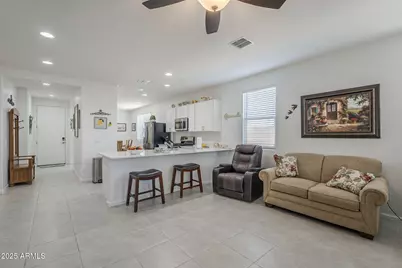 15551 W Kendall Street, Goodyear, AZ 85338 - Photo 13