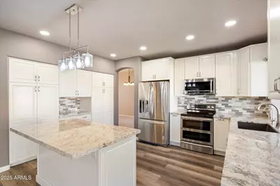 1214 W Iris Drive, Gilbert, AZ 85233 - Photo 5