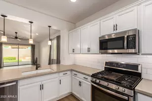 614 E Brisa Dr, Phoenix, AZ 85085 - Photo 13