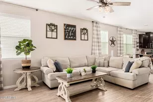 14271 W Surrey Dr, Surprise, AZ 85379 - Photo 13