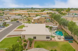 860 E Oakland St, Gilbert, AZ 85295 - Photo 81