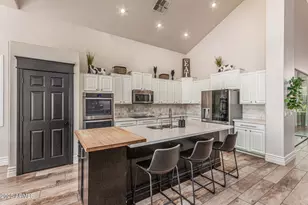 860 E Oakland St, Gilbert, AZ 85295 - Photo 27