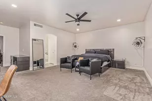 860 E Oakland St, Gilbert, AZ 85295 - Photo 31