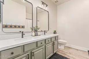 860 E Oakland St, Gilbert, AZ 85295 - Photo 41