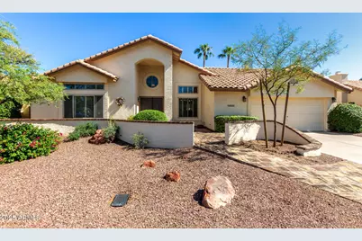 9011 S Dateland Drive, Tempe, AZ 85284 - Photo 1