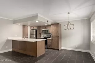 2228 E Campbell Ave, Phoenix, AZ 85016 - Photo 9