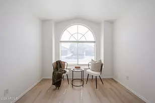 922 E Blackhawk Dr, Phoenix, AZ 85024 - Photo 5