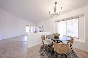 922 E Blackhawk Dr, Phoenix, AZ 85024 - Photo 17