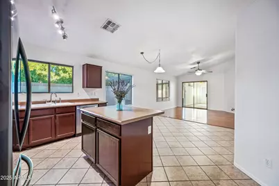 16223 W Port Au Prince Lane, Surprise, AZ 85379 - Photo 7