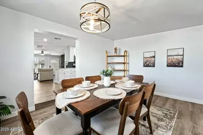 8050 N 11th Place, Phoenix, AZ 85020 - Photo 5