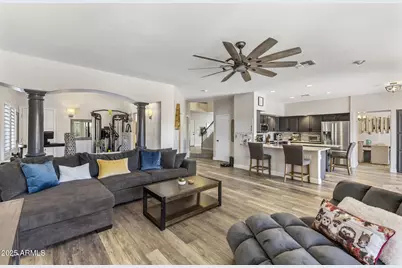 2405 W Barbie Lane, Phoenix, AZ 85085 - Photo 7