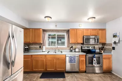 4546 W Sanna Street, Glendale, AZ 85302 - Photo 9