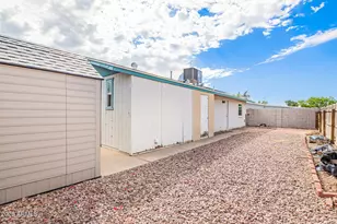 4546 W Sanna St, Glendale, AZ 85302 - Photo 23