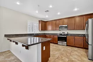 24733 W Vista Norte St, Buckeye, AZ 85326 - Photo 11