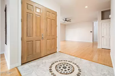 9219 N 16th Place, Phoenix, AZ 85020 - Photo 13