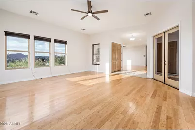 9219 N 16th Place, Phoenix, AZ 85020 - Photo 11