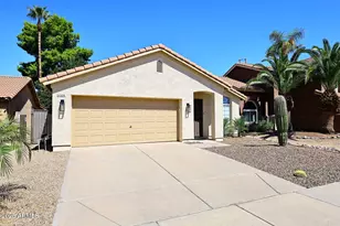 3218 E Oraibi Dr, Phoenix, AZ 85050 - Photo 1