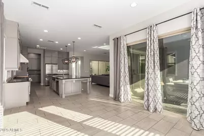 4318 S Redcliffe Drive, Gilbert, AZ 85297 - Photo 13