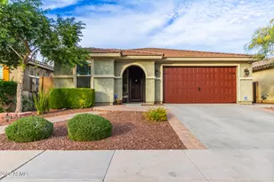 10370 W Alyssa Ln, Peoria, AZ 85383 - Photo 3