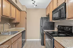 3600 N Hayden Rd, Scottsdale, AZ 85251 - Photo 7