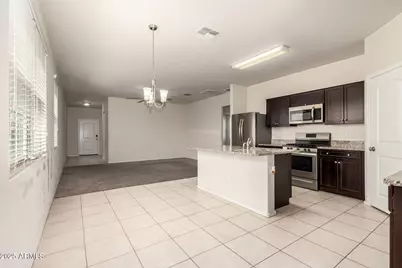 29235 W Clarendon Avenue, Buckeye, AZ 85396 - Photo 7