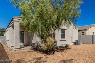 29235 W Clarendon Ave, Buckeye, AZ 85396 - Photo 27