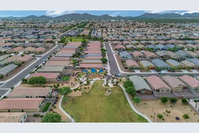 4531 W Greenleaf Drive, San Tan Valley, AZ 85144 - Photo 23