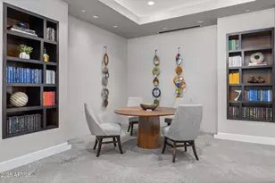 2211 E Camelback Rd, Phoenix, AZ 85016 - Photo 29