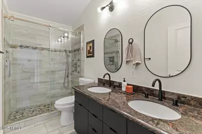 7240 N Dreamy Draw Drive #102, Phoenix, AZ 85020 - Photo 33