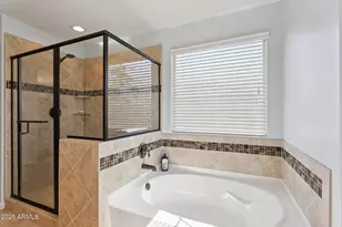 4654 E Tierra Buena Ln, Phoenix, AZ 85032 - Photo 21